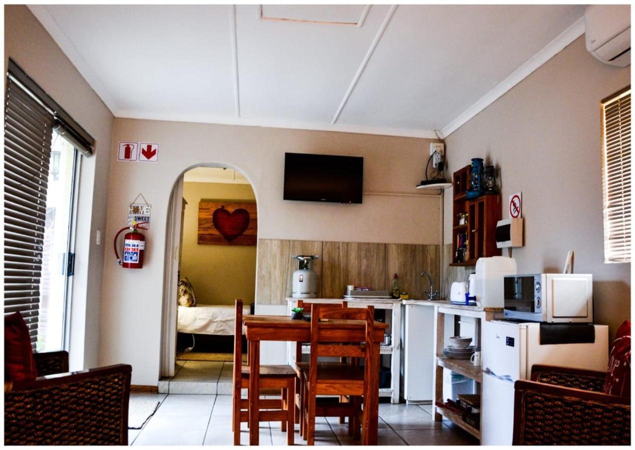 Grace'S Place Beaufort West Dış mekan fotoğraf
